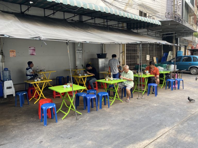 タイの物価 日本と比較!! 庶民感覚では100バーツが1,000円!? アジアの歩き方